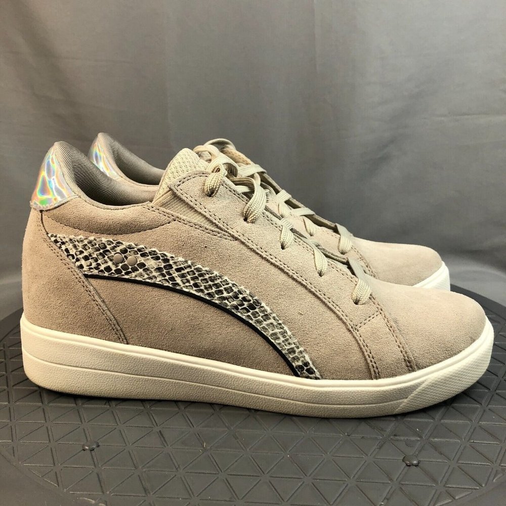 Ryka Shoes Womens Size 9.5 Medium Leather Lace-Up Snake Print Accent Sneakers
